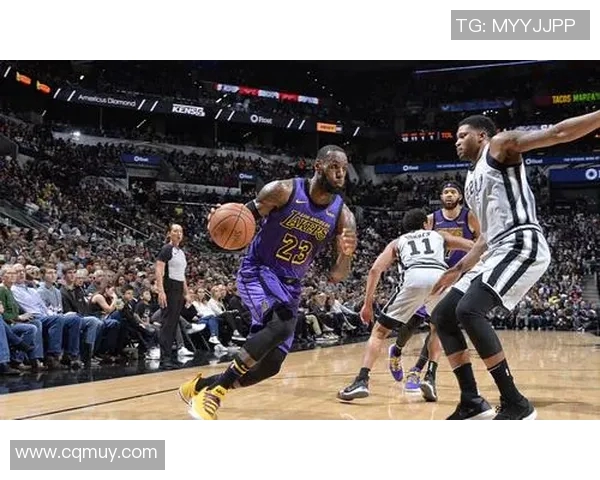 2018季前赛湖人与快船的精彩对决回顾与分析