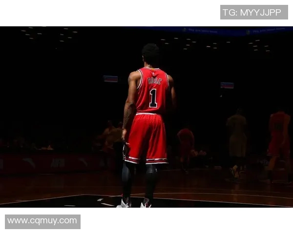 公牛队迎战猛龙队罗斯复出助力球队争胜再创辉煌